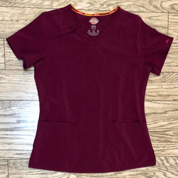 Dickies EDS Essentials Wine Scrubs Medium Top and Large Natural Rise Bottoms - Picture 2 of 9